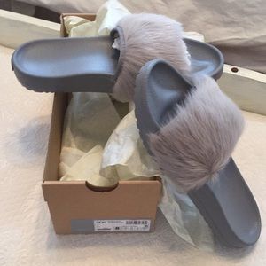 Ugg slides